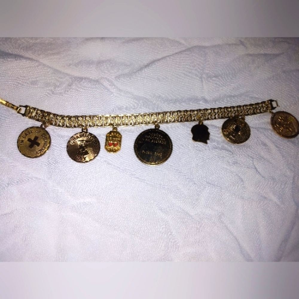 Charm bracelet